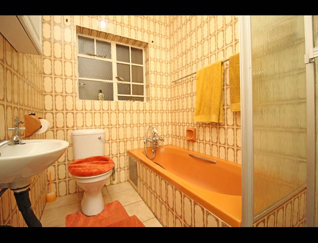 3 BEDROOM HOUSE FOR SALE IN CROSBY
